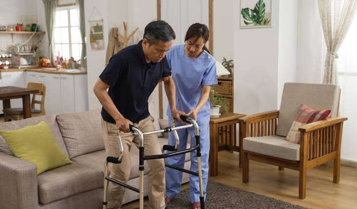 Paralysis patients care at home physiotherapy for walking recovery